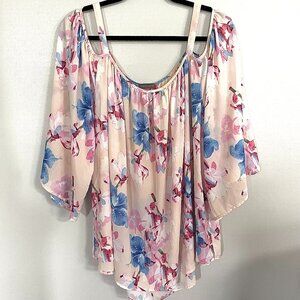 Vince Camuto Plus Size Floral Print Cold Shoulder Blouse Sz 2X